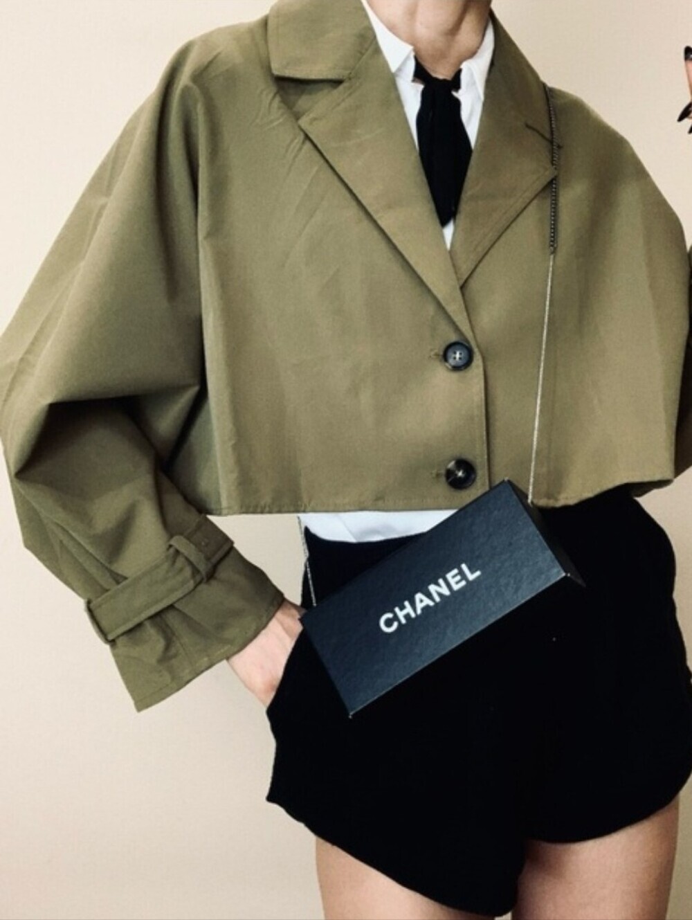 NWOT House of Harlow 1960 Cropped Olive Green Trench Jacket